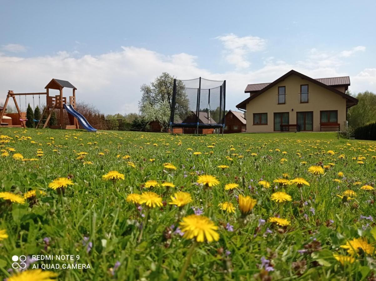 Osrodek Wczasowy "Wczasy Pod Grusza" Hotel Biecz Exterior photo